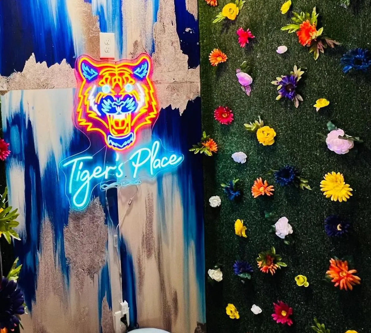 Tiger'S Place Near U Of M Memphis United States